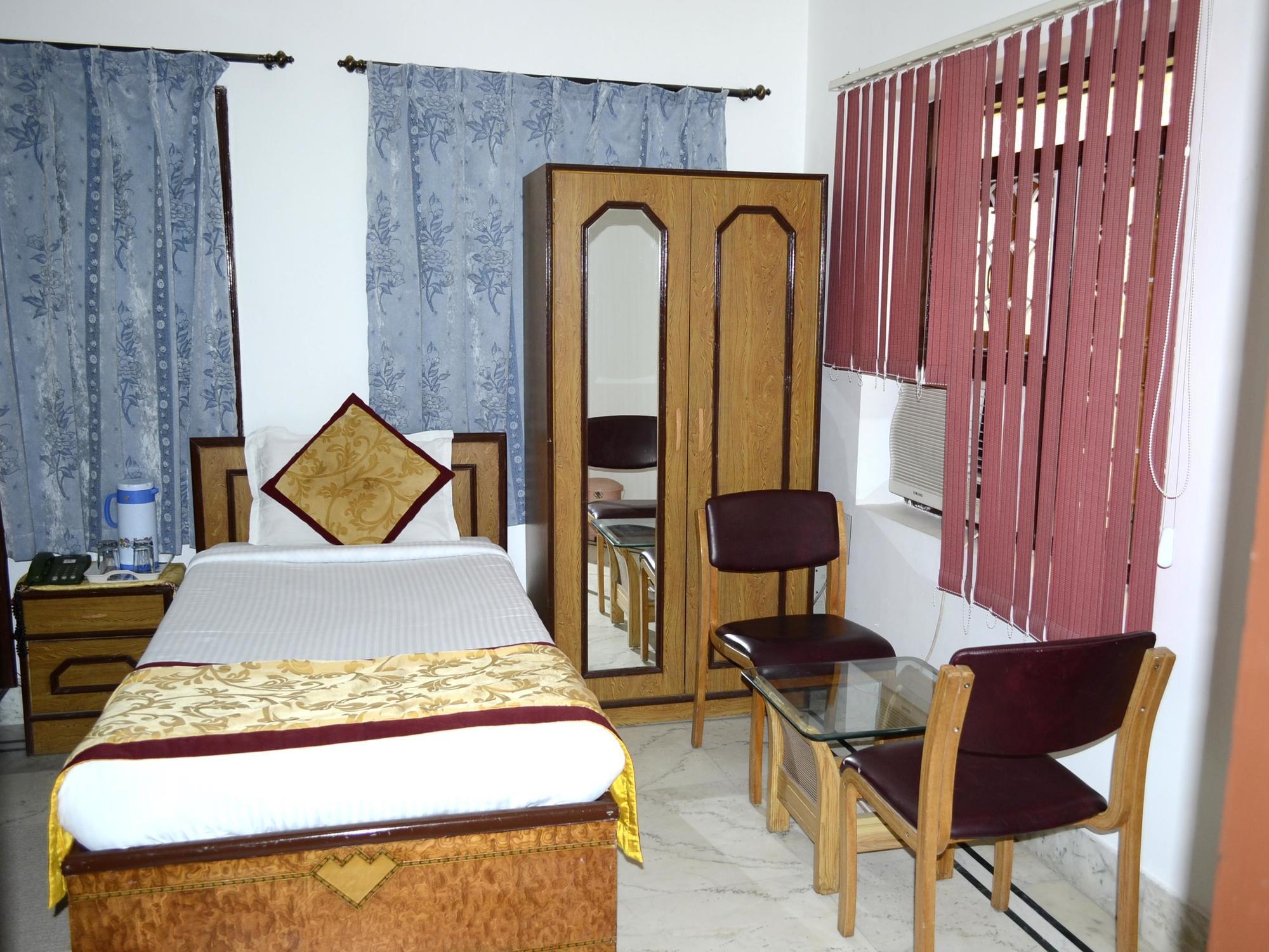 Hotel Tokyo Vihar Бодх-Гая Экстерьер фото